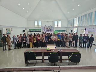 News, Tumbuhkan Local Champion Kalimantan Selatan, Kementan Siapkan  Role Model Bagi Petani Muda, #KementerianPertanian #ProgramYESSKalsel #PPIUKalsel #SMKPPNBanjarbaru